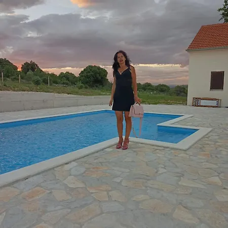 Kuca Za Odmor Mira Blizu Biograda Na Moru Holiday home