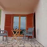 Kuca Za Odmor Mira Blizu Biograda Na Moru 度假居