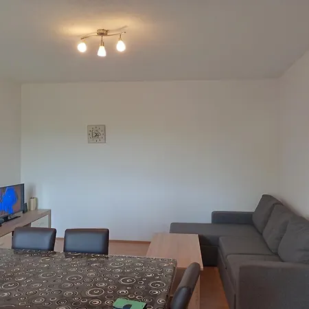 Kuca Za Odmor Mira Blizu Biograda Na Moru Nyaraló Donja Jagodnja