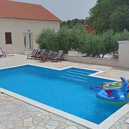 Kuca Za Odmor Mira Blizu Biograda Na Moru