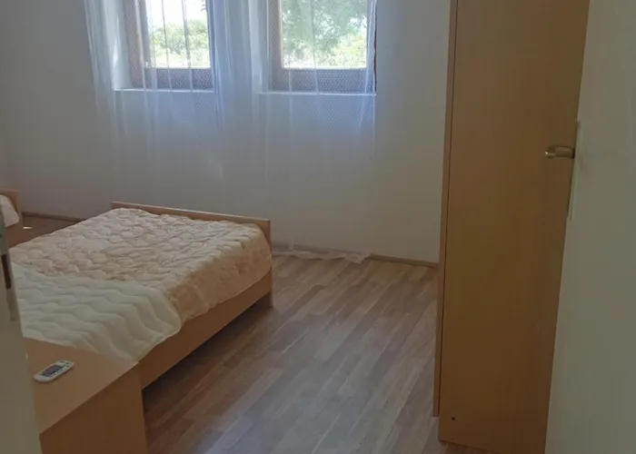 Kuca Za Odmor Mira Blizu Biograda Na Moru Nyaraló