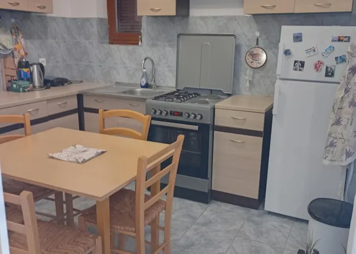 Kuca Za Odmor Mira Blizu Biograda Na Moru