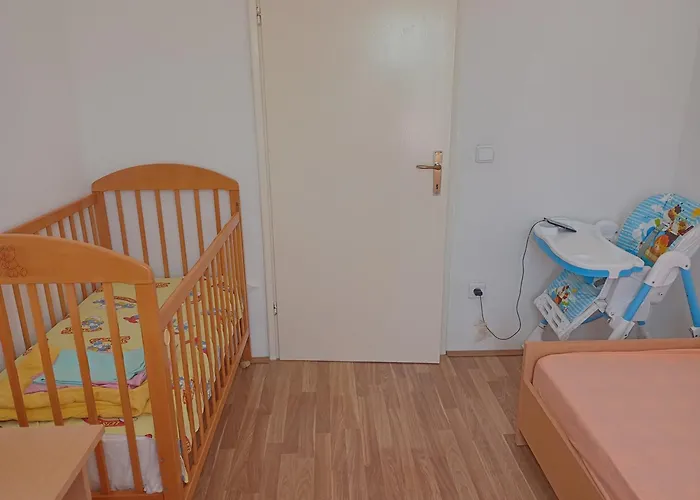 Kuca Za Odmor Mira Blizu Biograda Na Moru *