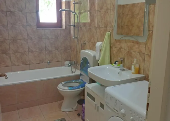 Kuca Za Odmor Mira Blizu Biograda Na Moru Vakantiehuis *