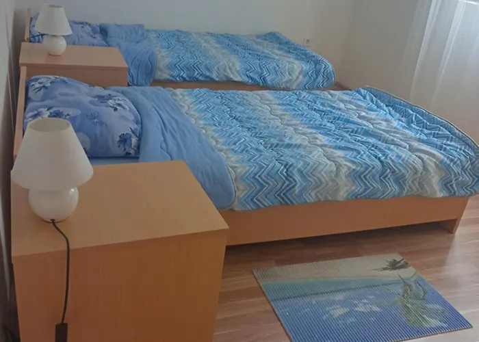 Kuca Za Odmor Mira Blizu Biograda Na Moru